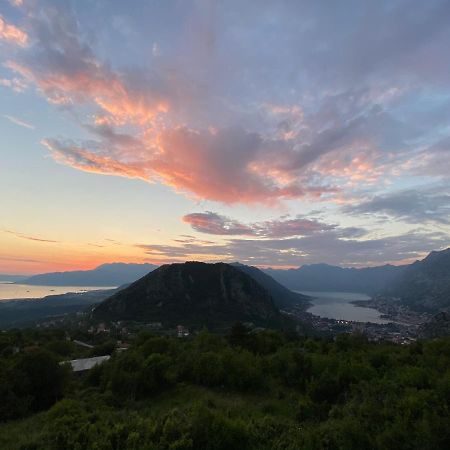 Apartment Lorena Κότορ Εξωτερικό φωτογραφία