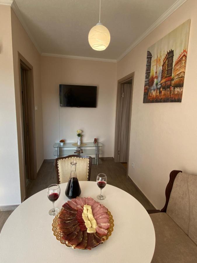 Apartment Lorena Κότορ Εξωτερικό φωτογραφία