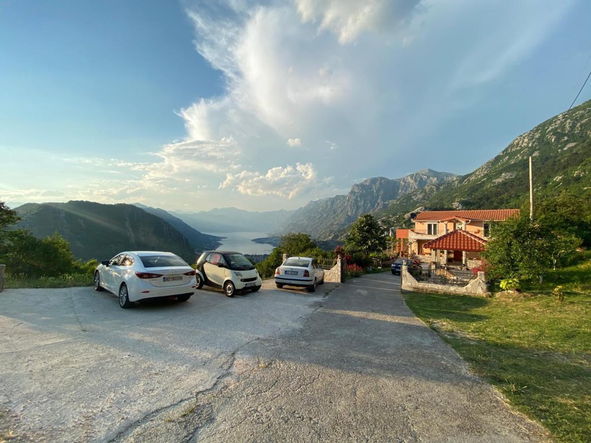 Apartment Lorena Κότορ Εξωτερικό φωτογραφία