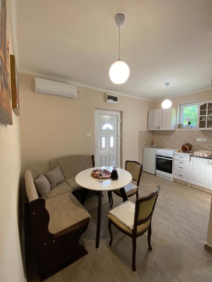 Apartment Lorena Κότορ Εξωτερικό φωτογραφία